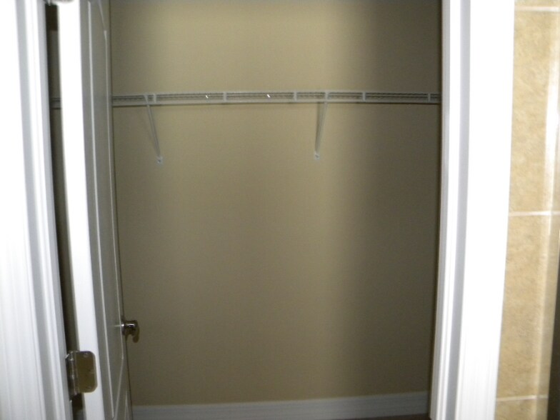 Building Photo - 7810 Tuscany Woods Dr