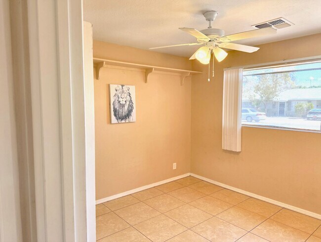 Building Photo - OPEN HOUSE -- 8-7-26   4:30 - 5:30PM; Remodeled 4Br-2Ba house Close to ASU Excellent condition, t...