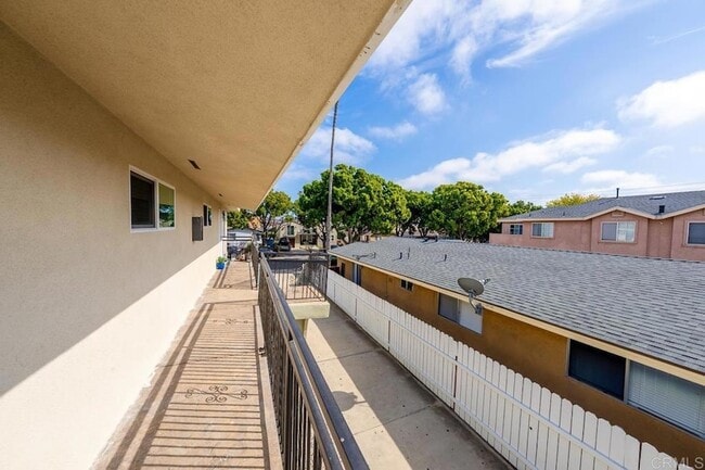 Building Photo - 122 Jefferson Ave