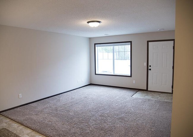 Building Photo - 1828 139th Ave N Andover, MN 55304