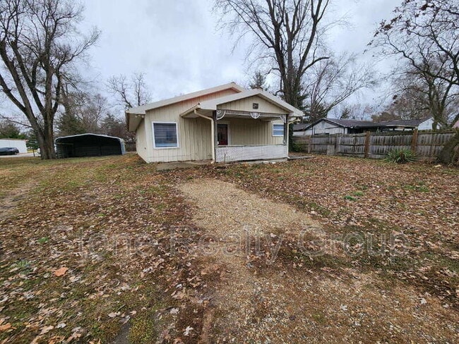 Primary Photo - 2955 S 13 1/2 St