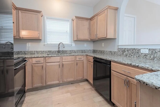 Building Photo - 162 Island Bluff Dr