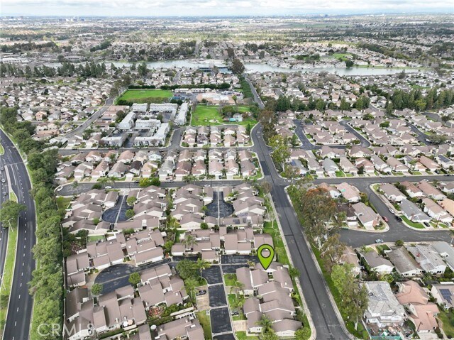 Building Photo - 32 Lone Pine