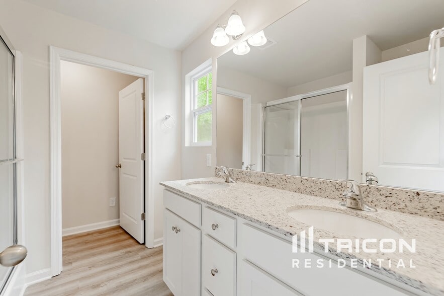 Building Photo - 260 Boulder Rdg Lp