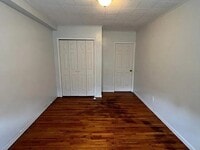 Building Photo - 2422 Wilson Ave