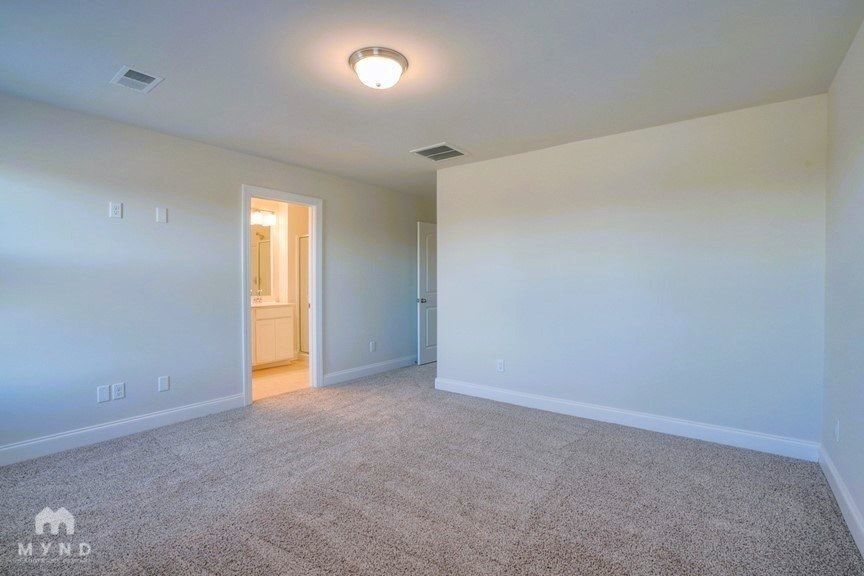 Building Photo - 1259 W End Station Dr