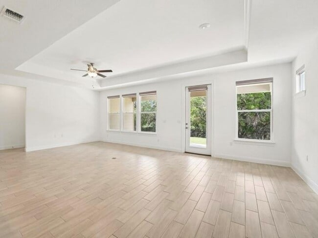 Building Photo - 312 Kitty Hawk Rd