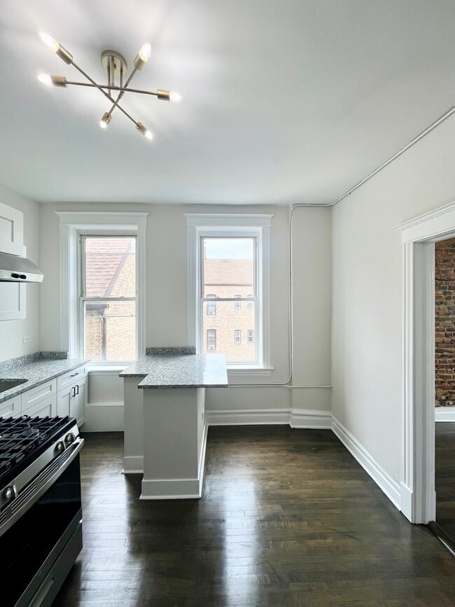 Building Photo - 2512 S Trumbull Ave