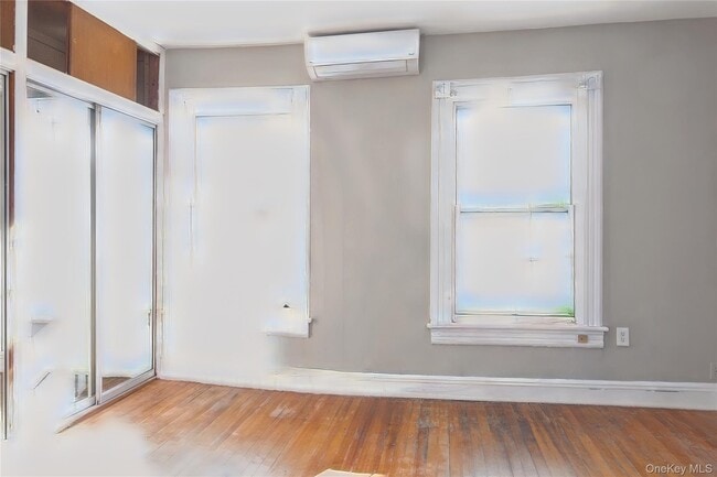 Building Photo - 84-21-84120 120th St