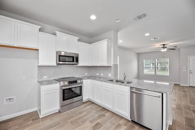Building Photo - 17212 Adoro Dr