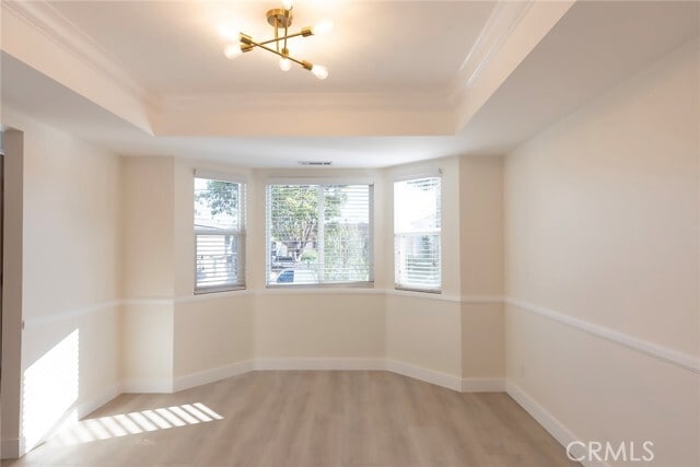 Building Photo - 2215 Marshallfield Ln