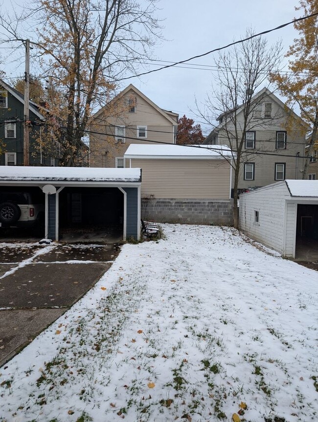 Building Photo - 3160 Meadowbrook Blvd