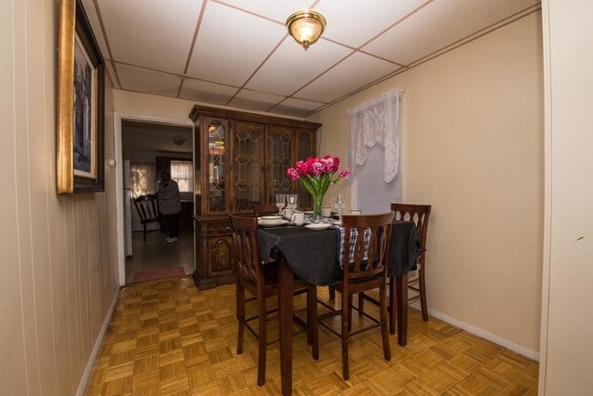 Building Photo - 3 bedroom in Easton PA 18042
