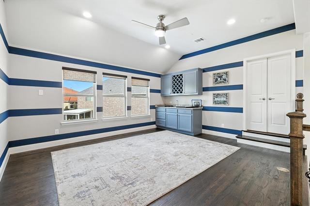 Building Photo - 10785 Ferdinand View