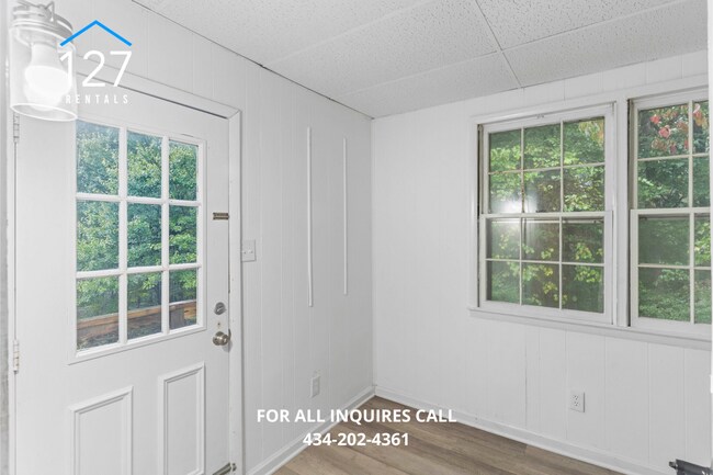 Building Photo - Charming 2-Bedroom Home in Ideal Lynchburg...