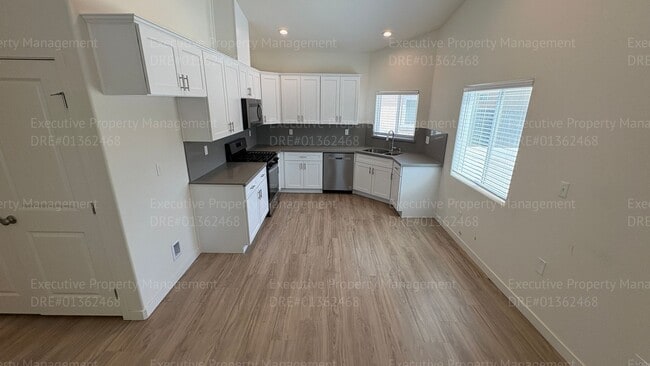 Building Photo - 8514 Frankie Lou St