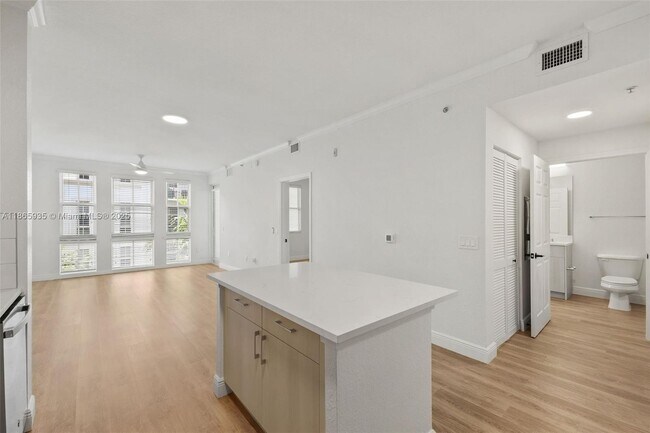 Building Photo - 10170 SW 7th St