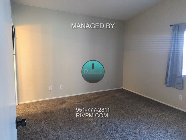 Building Photo - Cul-de-sac home on a large lot in Moreno V...