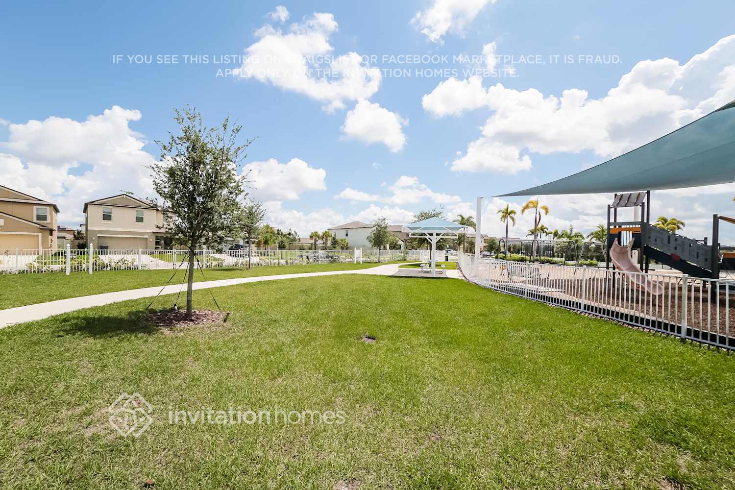 Building Photo - 15545 Miller Creek Dr