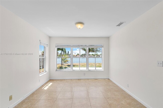 Building Photo - 6402 Buena Vista Dr