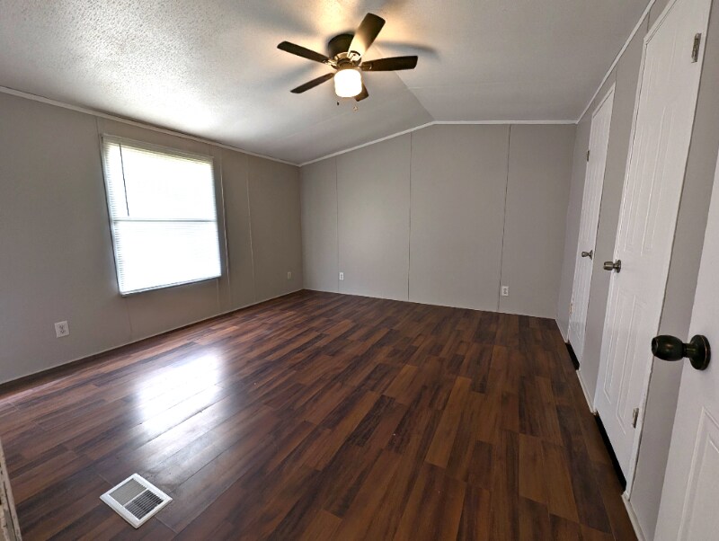 Building Photo - 13314 Pecan Tree Dr