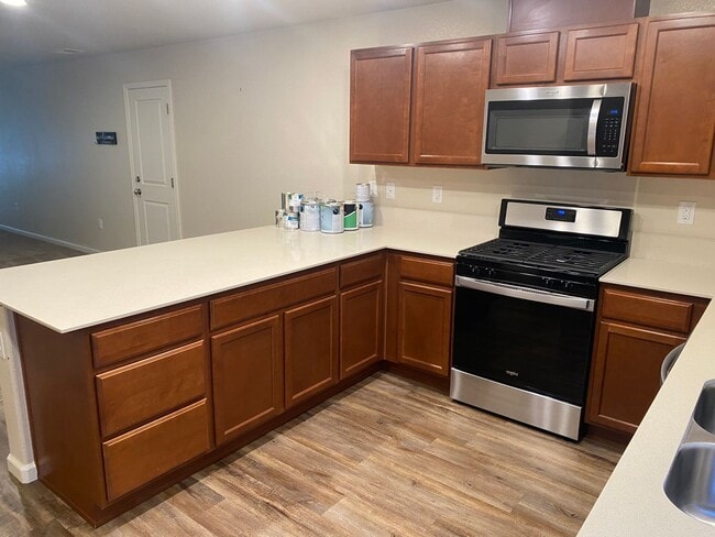 Building Photo - Charming Fallon 3 bedroom with RV Acess