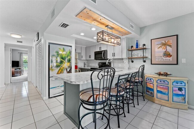 Building Photo - 2571 Cyprus Dr