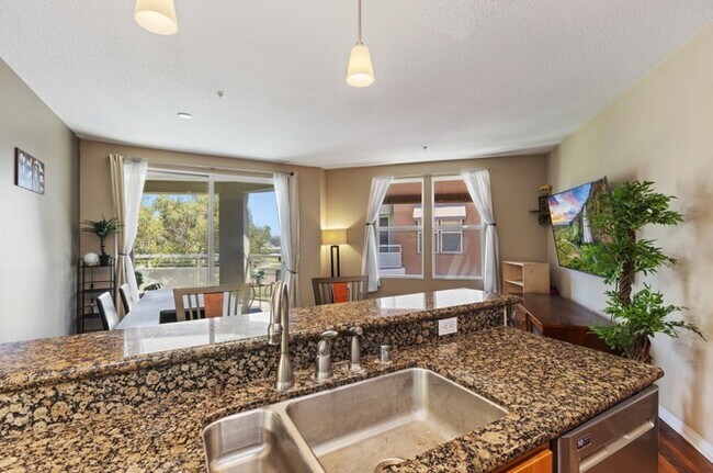 Building Photo - Richmond