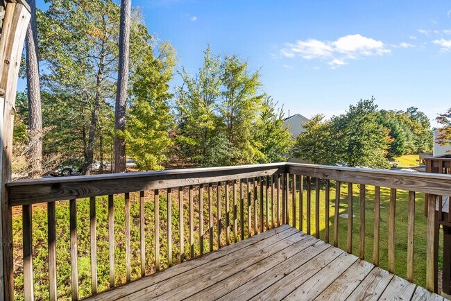 Building Photo - 2615 Wyntercrest Ln