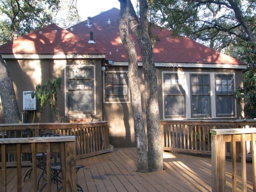 Building Photo - 2830 San Gabriel St