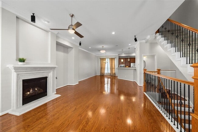 Building Photo - 3-Story Townhome in Midtown – 3BR/3.5BA with Private Balconies