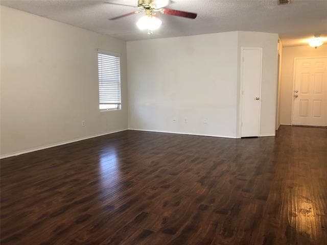 Building Photo - 2503 Cherry Dr