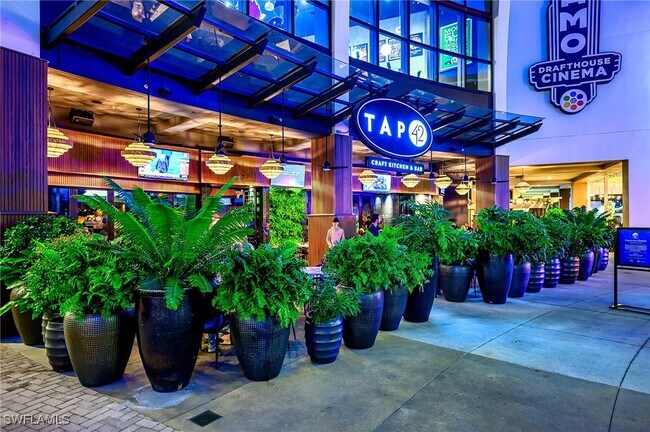 Building Photo - 833 Reef Point Cir