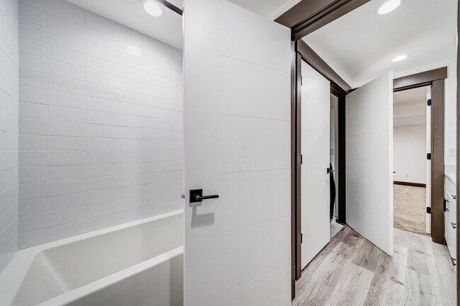 Building Photo - 2968 W Willow Bend