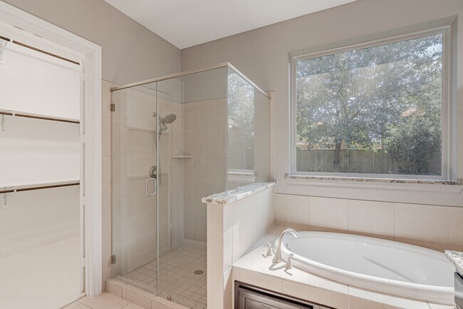 Building Photo - 112 Sundown Ridge Pl