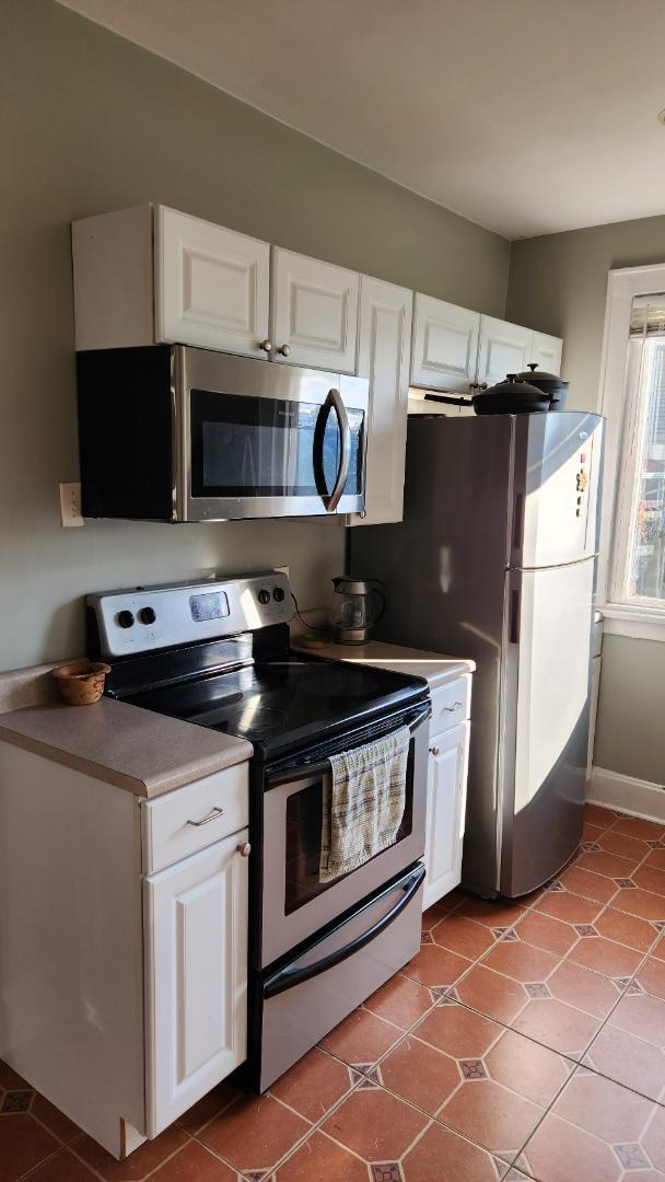 Building Photo - 733 S 18th St