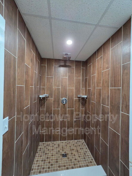 Building Photo - 3623 Derry St