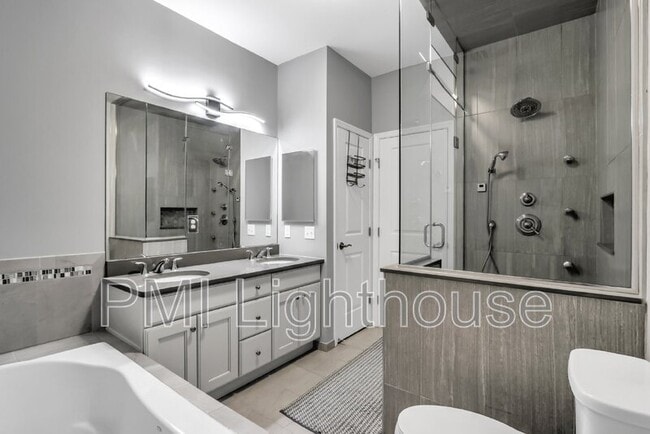 Building Photo - 25 Willow Dr