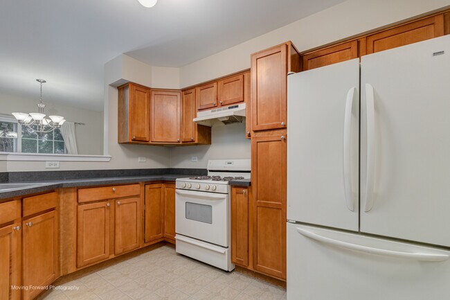 Building Photo - 2417 Stoughton Cir