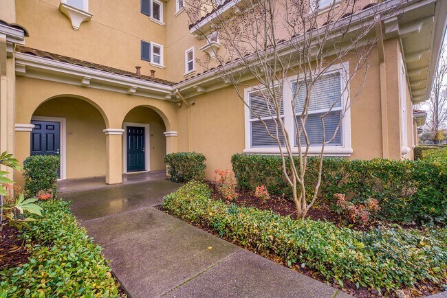 Building Photo - 4800 Westlake Pkwy