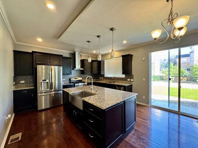 Building Photo - 25980 E Davies Dr