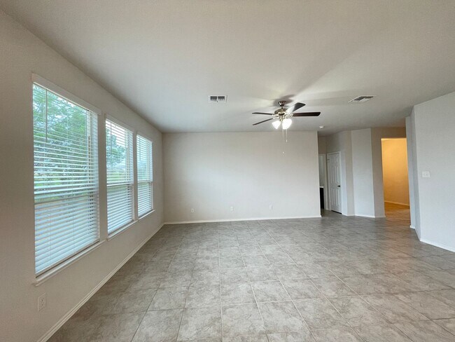 Building Photo - 1816 Cow House Ct