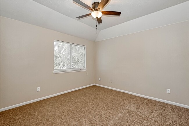 Building Photo - 4026 N Barnett Way