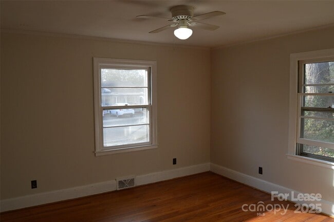 Building Photo - 801 Wood St