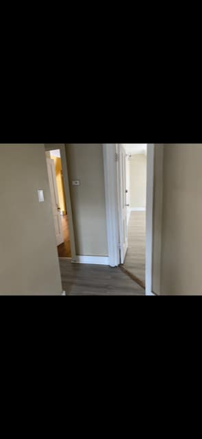 Building Photo - 2915 N Farwell Ave