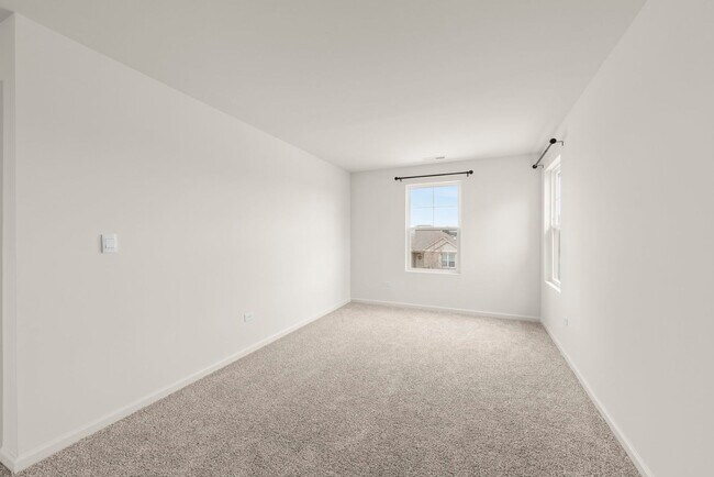 Building Photo - 13713 Sanibel St