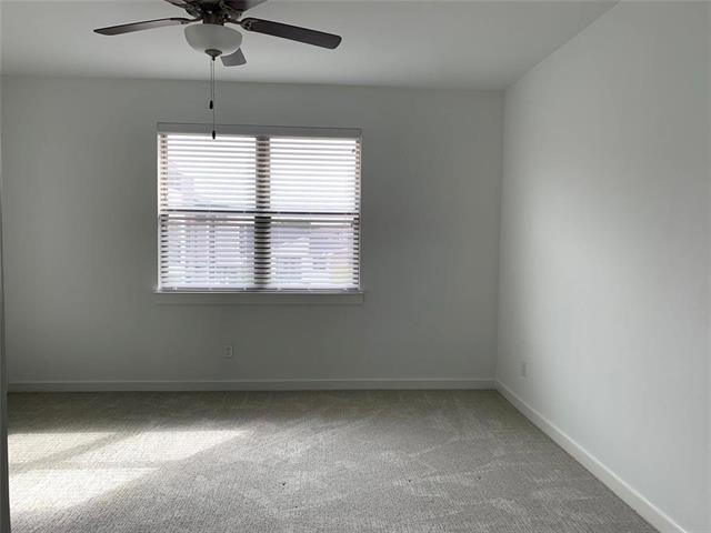 Building Photo - 500 Texas Dr