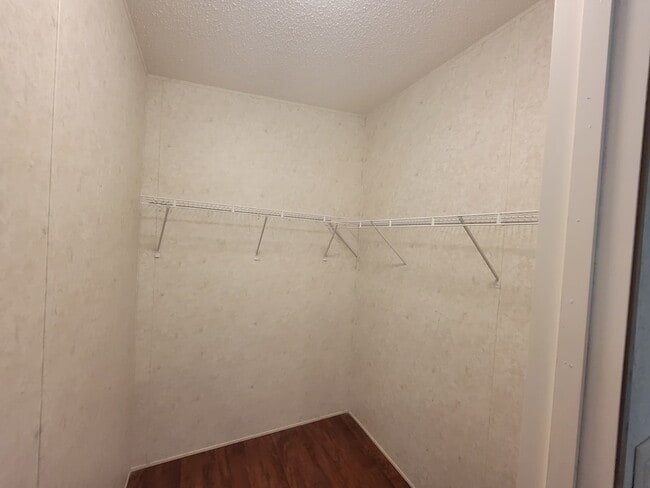 Building Photo - 4541 Deer Run Rd