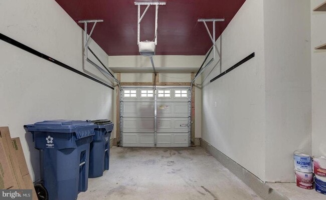 Building Photo - 43017 Clarks Mill Terrace