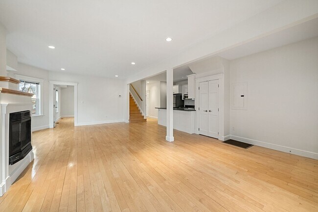 Building Photo - 2536 Massachusetts Ave